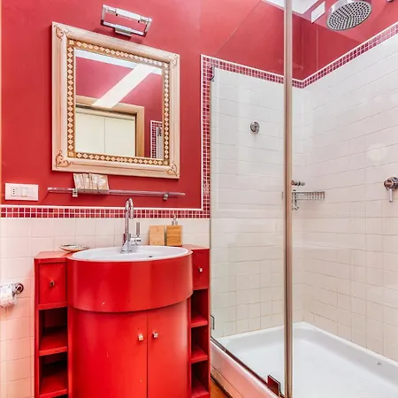 Brand New Central Beatrice D'este Апартаменты *